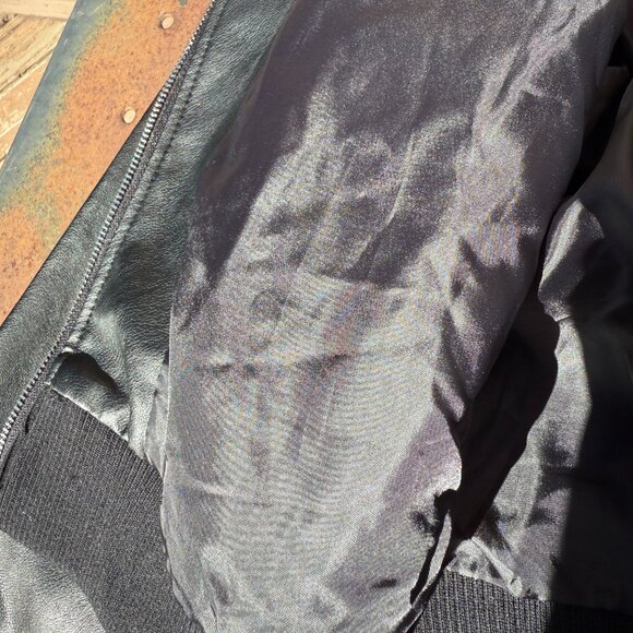 NWT True Religion Vegan Leather Cropped Bomber Jacket - Picture 10 of 14